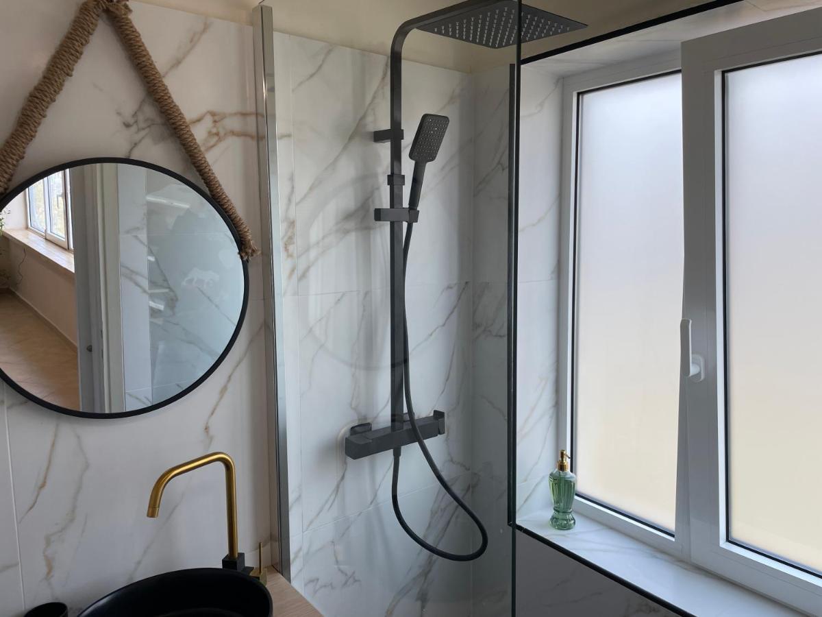 Cozy Apartment In Heart Athens Near Metro Fix 100M Bagian luar foto