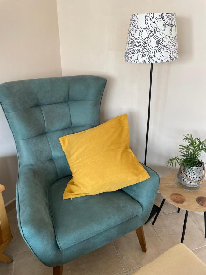 Cozy Apartment In Heart Athens Near Metro Fix 100M Bagian luar foto